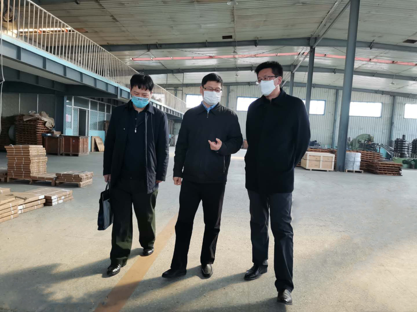 濟(jì)南市民營(yíng)企業(yè)服務(wù)一隊(duì)蒞臨金鋒鋸業(yè)指導(dǎo)工作！